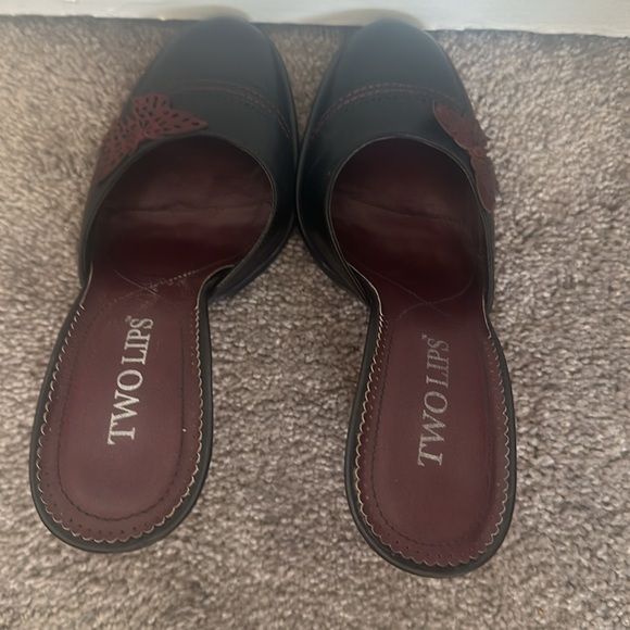 Genuine leather black with burgundy butterfly detail mules - Picture 3 of 8